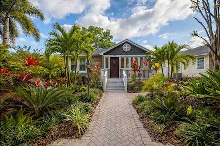 226 23rd Ave N St Petersburg, FL 33704