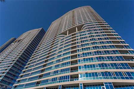 4525 Dean Martin Dr #3105 Las Vegas, NV 89103