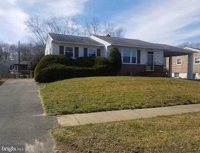 16 Stevens Ave New Castle, DE 19720