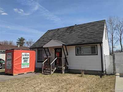 15405 Oldham St Taylor, MI 48180