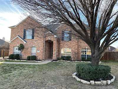 9717 Bison Court Fort Worth, TX 76244