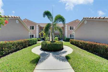 5924 Cranbrook Way #E203 Naples, FL 34112