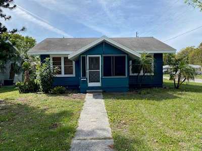 1502 17th St W Bradenton, FL 34205