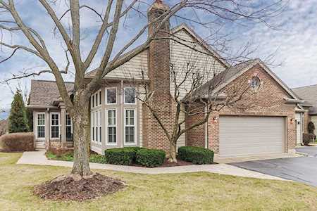 147 Aberdour Ln Inverness, IL 60067