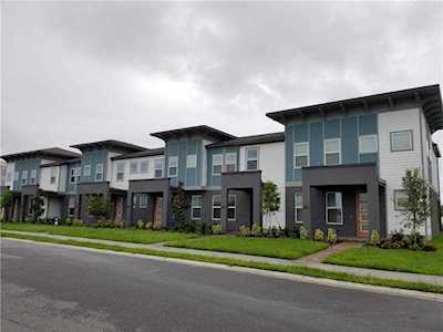 7218 Carrick Bend Ln Orlando, FL 32819