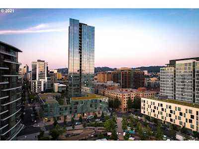 1075 NW Northrup St #306 Portland, OR 97209