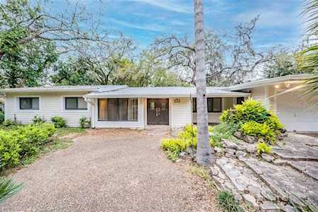 306 S Burlingame Ave Temple Terrace, FL 33617
