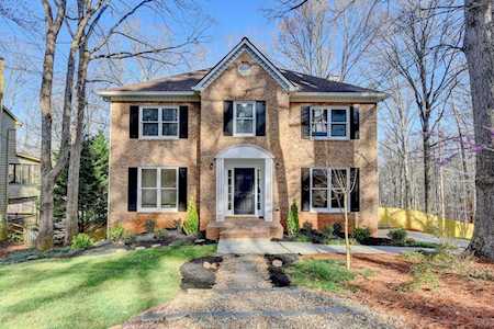 1287 Rivermist Dr SW Lilburn, GA 30047
