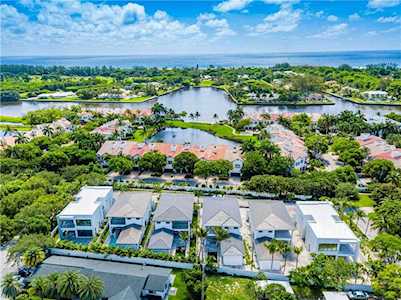 749 S Lake Ave Delray Beach, FL 33483