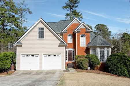 1525 Fallen Leaf Dr SW Marietta, GA 30064