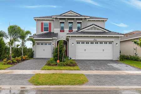 15864 Goldfinch Circle , FL 33470