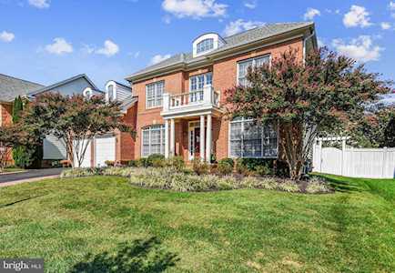 705 Pearson Point Place Annapolis, MD 21401