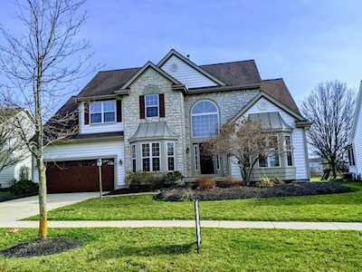 4711 7 Lakes Place Powell, OH 43065