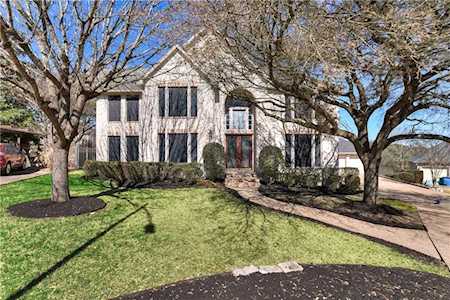 8108 Chardonnay CV Austin, TX 78750