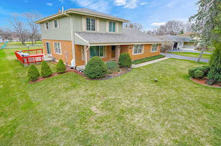 2N463 Highland Ave Glen Ellyn, IL 60137