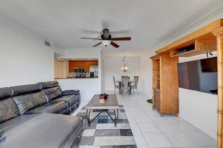 13791 Oneida Drive #F1 Delray Beach, FL 33446