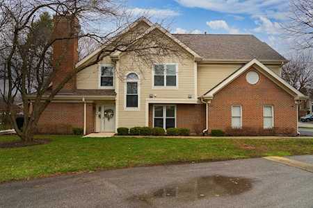 1335 S Old Wilke Rd Arlington Heights, IL 60005