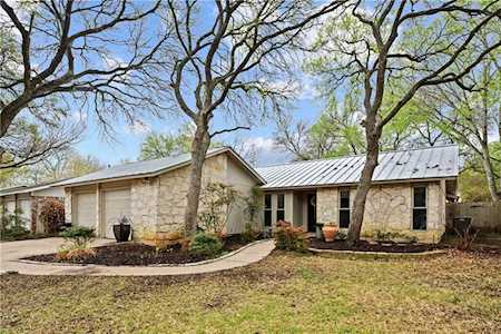 4701 Fieldstone DR Austin, TX 78735