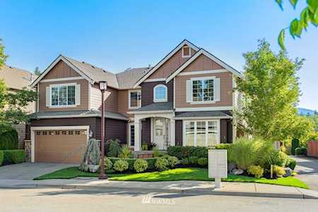 1714 Kitsap Place NE Renton, WA 98059
