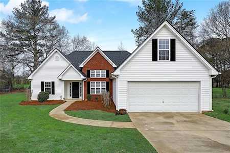4332 Beaverton Circle Loganville, GA 30052