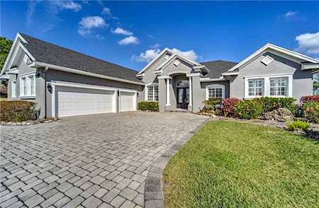 654 Whisper Woods Dr Lakeland, FL 33813