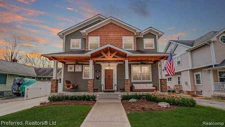 1061 Palmer St Plymouth, MI 48170