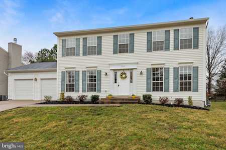 1510 Meadow Chase Dr Herndon, VA 20170