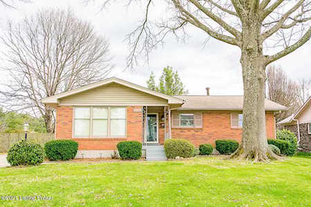 9117 Blowing Tree Rd Louisville, KY 40220