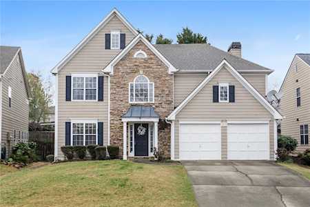 14035 Crabapple Lake Dr Roswell, GA 30076