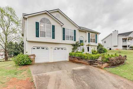 5123 Scenic View Road Flowery Branch, GA 30542