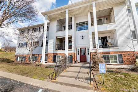 460 Baldwin Ave Apt 35 Rochester, MI 48307