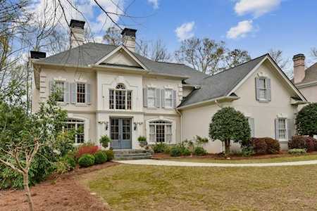 6271 Indian River Dr Peachtree Corners, GA 30092