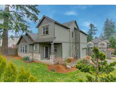 4928 SW Pomona St Portland, OR 97219
