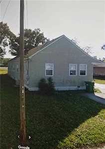 407 11th St W Palmetto, FL 34221