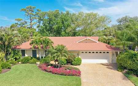 158 Yacht Harbor Dr Osprey, FL 34229