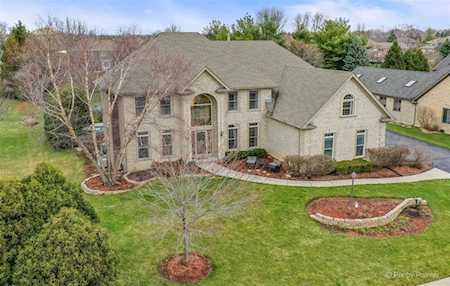 1406 Otter Trl Cary, IL 60013