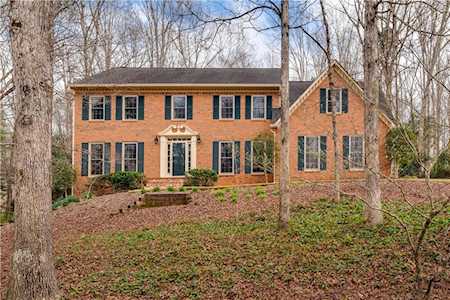 3820 Windhurst Dr Lilburn, GA 30047