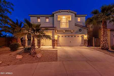 6439 S Goldfinch Drive Gilbert, AZ 85298