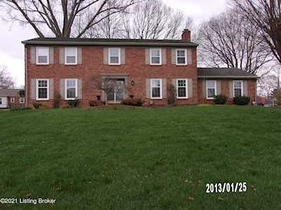 504 Falkirk Ct Louisville, KY 40243