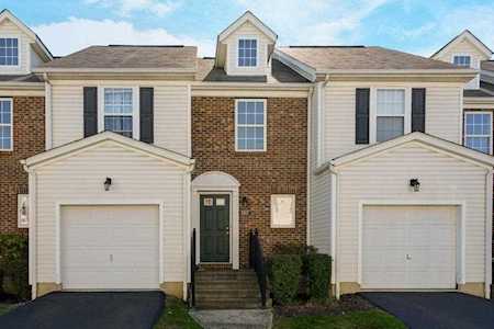 1117 Green Knoll Drive Westerville, OH 43081