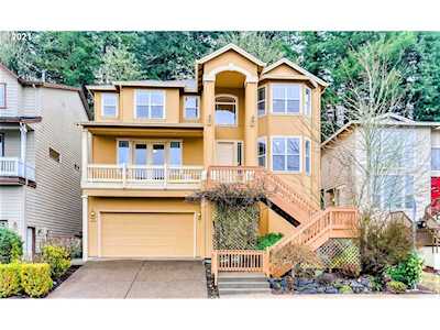 5240 NW 126th Ter Portland, OR 97229