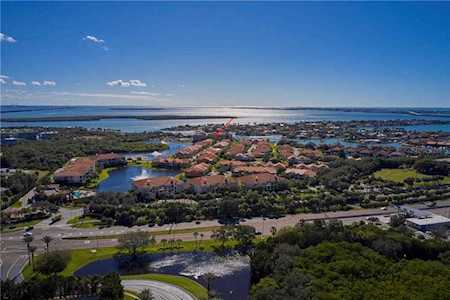 44 Bayview Ct S #B St Petersburg, FL 33711