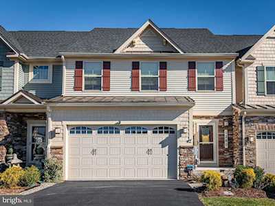 1260 Drydock St Brunswick, MD 21716