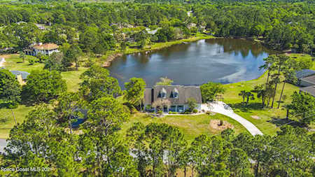 3207 Pheasant Trail Mims, FL 32754
