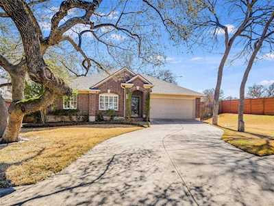 5919 Magee BND Austin, TX 78749