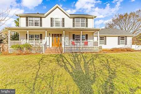 3520 Garrett Ln Huntingtown, MD 20639