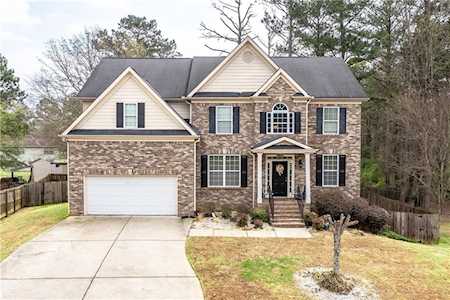 3301 Dilmus Dr Powder Springs, GA 30127