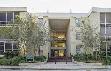 2302 S Manhattan Ave #105 Tampa, FL 33629