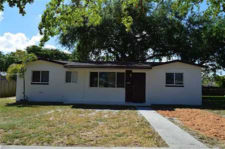 340 N 68th Ave Hollywood, FL 33024