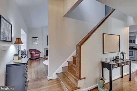 222 Chatham Ln Annapolis, MD 21403